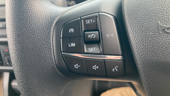 Ford Transit Courier Diesel 1.5 EcoBlue Trend Van - Image 24